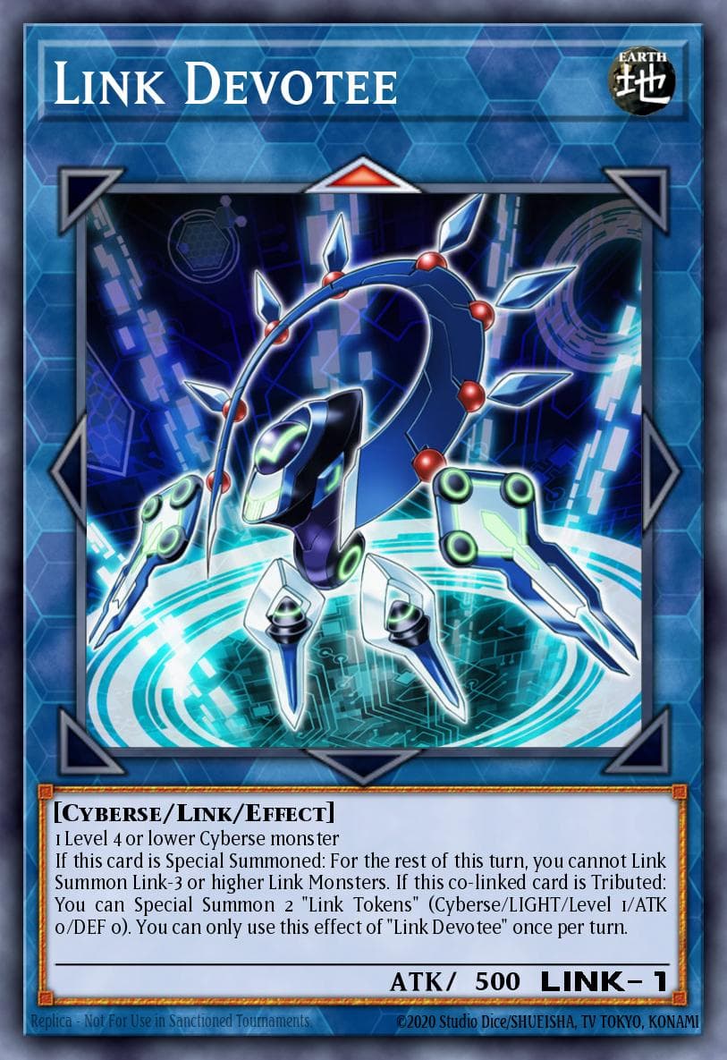 Link Devotee — 2019 Gold Sarcophagus Tin Mega Pack