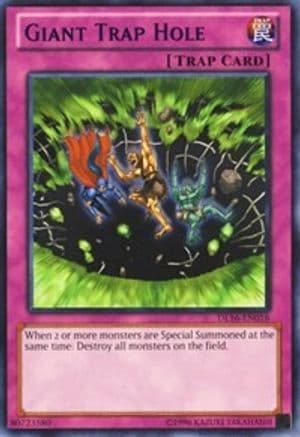 Giant Trap Hole (Purple) — Duelist League Promo