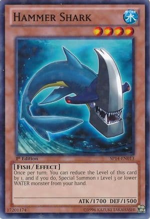 Hammer Shark (Starfoil) — Star Pack 2014